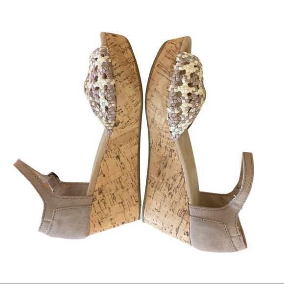 TOMS Women’s Stucco Satin Woven Cork Ankle Strap Peep Toe Wedge Sandal 7 - Picture 6 of 8